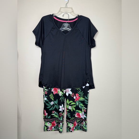 Cuddl Duds Tropical Pajama Set T Shirt Capri Pants Size Medium - Picture 1 of 10